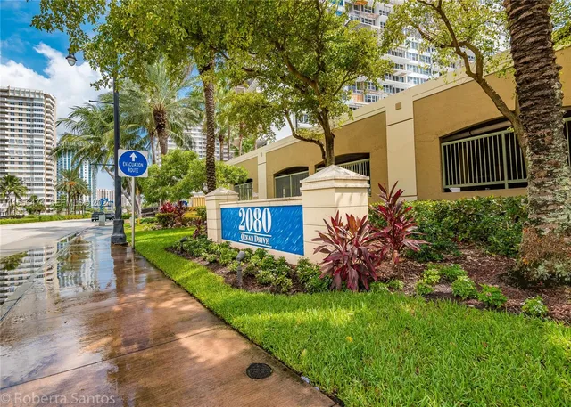 2-bedroom rental at 2080 S Ocean Drive #602, Hallandale Beach
