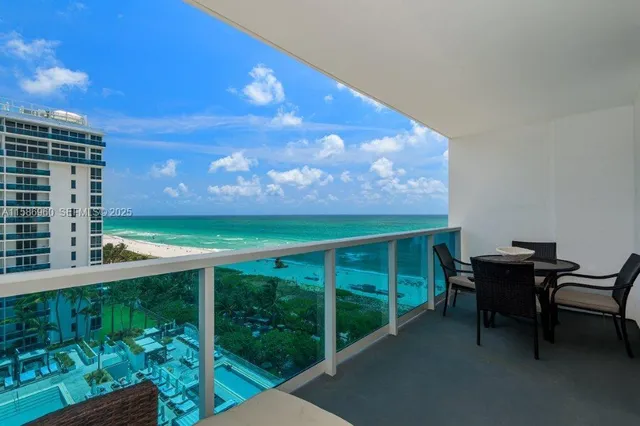 1-bedroom rental at 2301 Collins Avenue #1111, Miami Beach