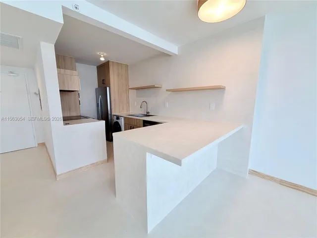 2-bedroom rental at 100 Lincoln Road #1241, Miami Beach