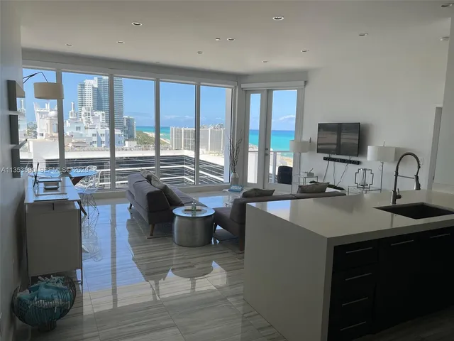 2-bedroom rental at 100 Lincoln Road #PH9, Miami Beach
