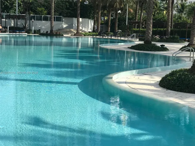 2-bedroom rental at 1500 Bay Road #522S, Miami Beach