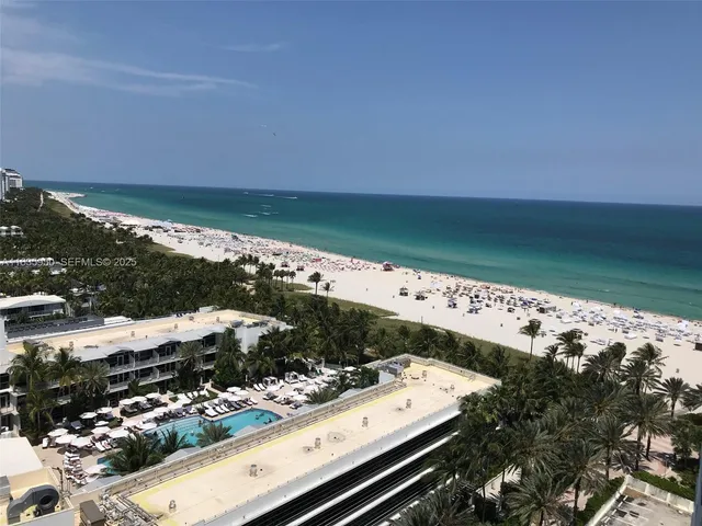 1-bedroom rental at 100 Lincoln Road #1633, Miami Beach