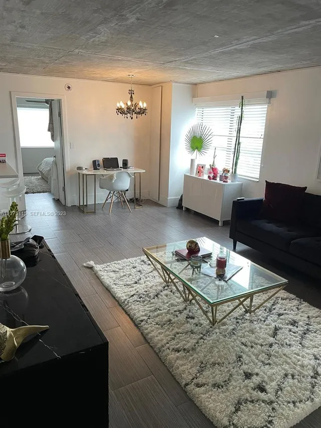 1-bedroom rental at 753 Michigan Avenue #2E, Miami Beach