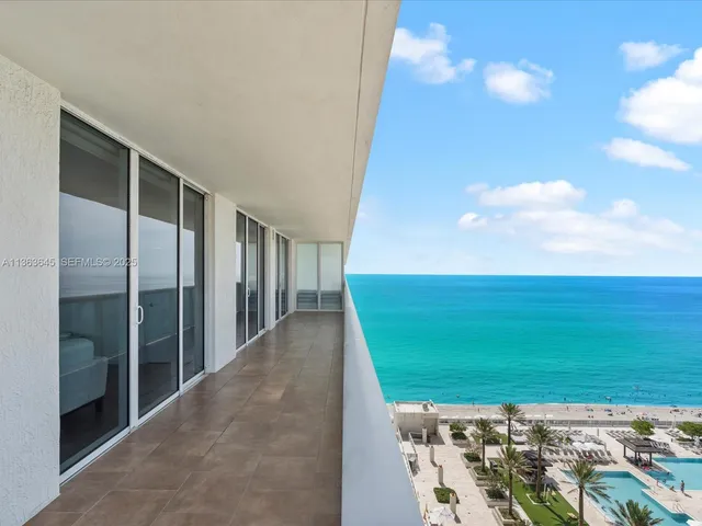 2-bedroom rental at 1830 S Ocean Drive #1806 short term, Hallandale Beach