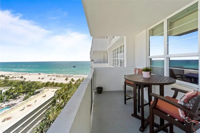 1-bedroom rental at 100 Lincoln Road #1533, Miami Beach