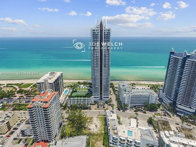2-bedroom rental at 6365 Collins Avenue #3407, Miami Beach