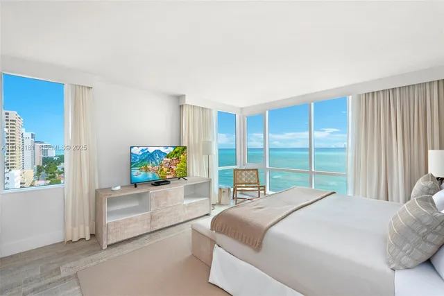3-bedroom rental at 102 24th Street #1219, Miami Beach