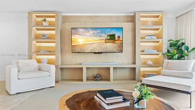 3-bedroom rental at 102 24th Street #904, Miami Beach