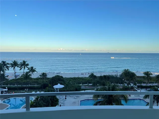 2-bedroom rental at 5161 Collins Avenue #914, Miami Beach