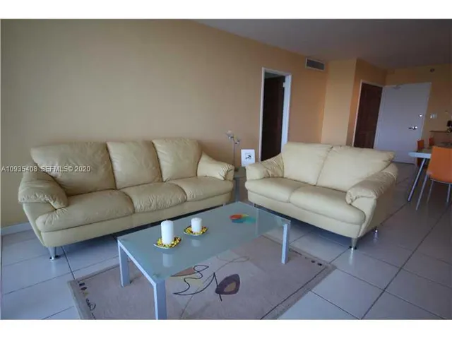 2-bedroom rental at 5161 Collins Avenue #508, Miami Beach
