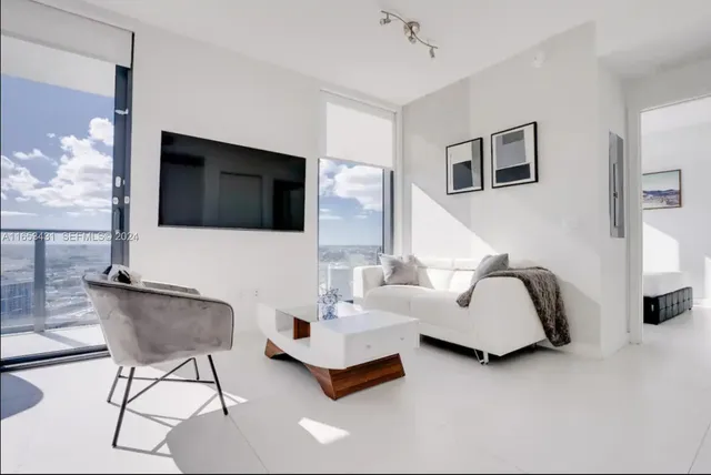 2-bedroom rental at 501 NE 31st Street #3709, Miami