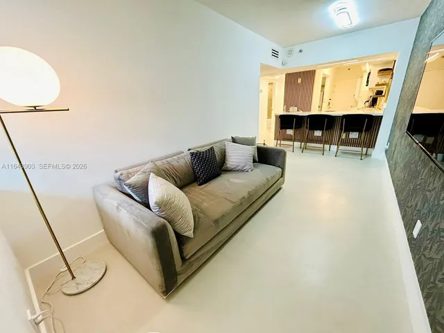 1-bedroom rental at 100 Lincoln Road #445, Miami Beach