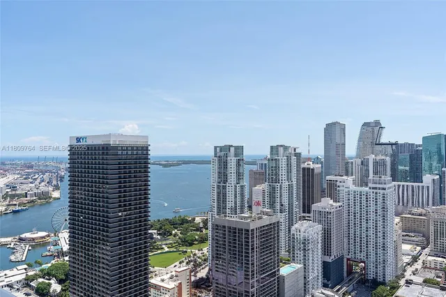 1-bedroom rental at 601 Ne 1st Avenue #4907, Miami