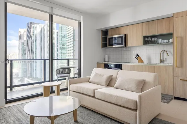 2-bedroom rental at 159 NE 6th Street #2901, Miami