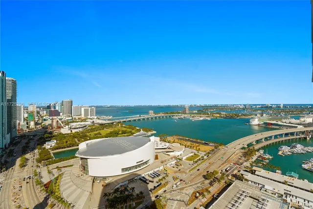 1-bedroom rental at 398 NE 5th Street #3207, Miami