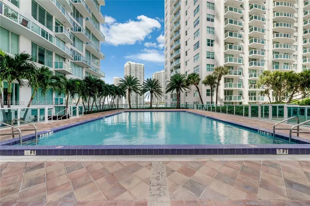 2-bedroom rental at 41 SE 5th Street #2107, Miami