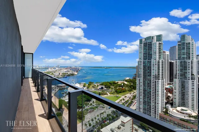 3-bedroom rental at 398 NE 5th Street #4018, Miami