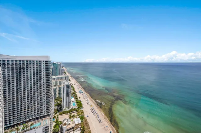 1-bedroom rental at 1830 S Ocean Drive #4712, Hallandale Beach