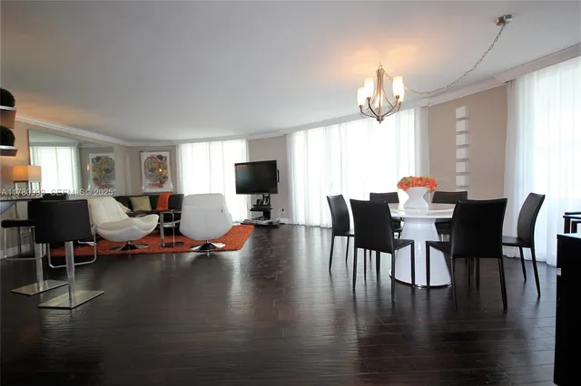 2-bedroom rental at 5151 Collins Avenue #924, Miami Beach