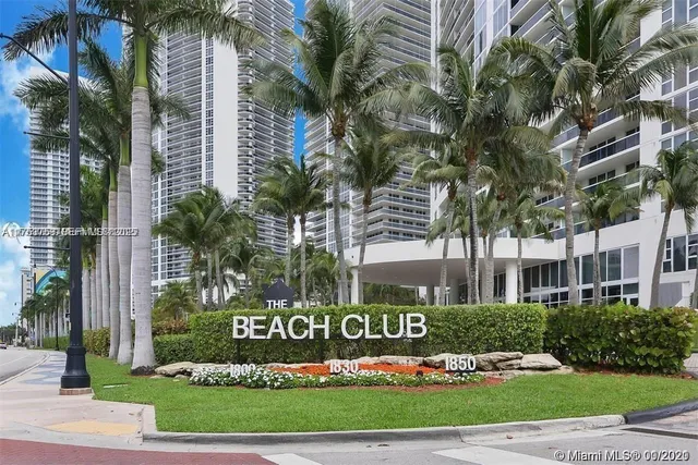 2-bedroom rental at 1830 S Ocean Drive #3208, Hallandale Beach