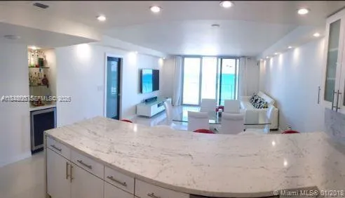 1-bedroom rental at 5701 Collins Avenue #1008, Miami Beach