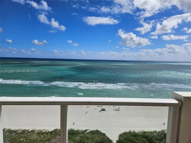 1-bedroom rental at 5601 Collins Avenue #1605, Miami Beach