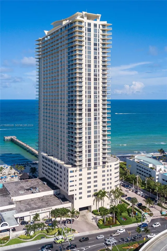 1-bedroom rental at 16699 Collins Avenue #3105, Sunny Isles Beach