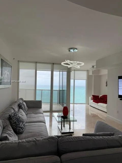 2-bedroom rental at 18911 Collins Avenue #2804, Sunny Isles Beach