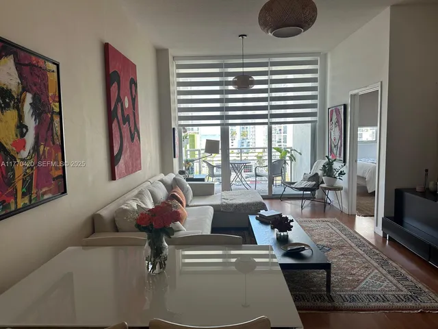 1-bedroom rental at 2200 NE 4th Avenue #808, Miami