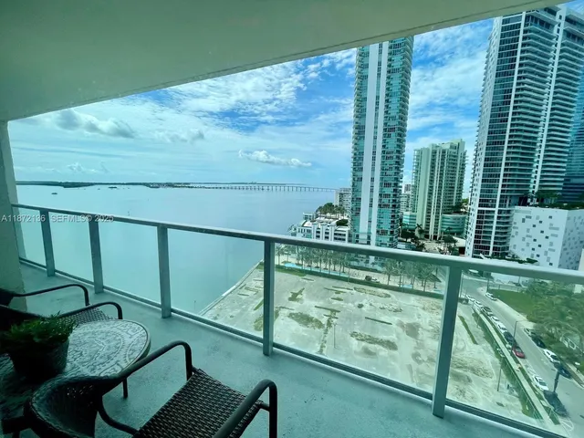 1-bedroom rental at 1155 Brickell Bay Drive #1805, Miami