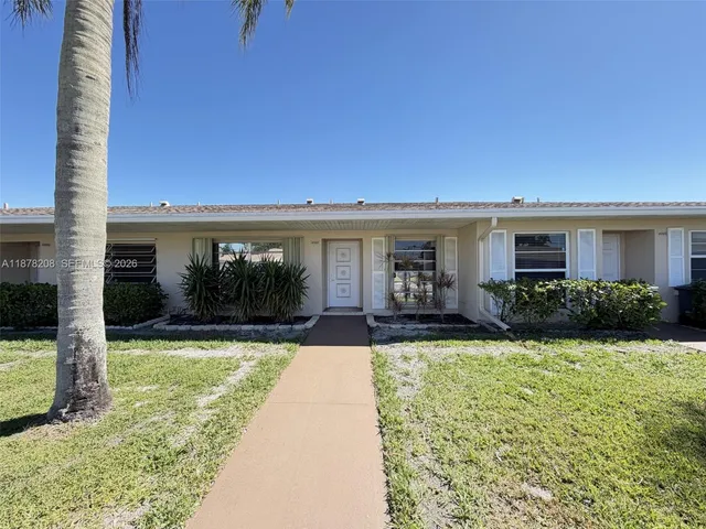 2-bedroom rental at 20927 Sedgewick Drive #20927, Boca Raton