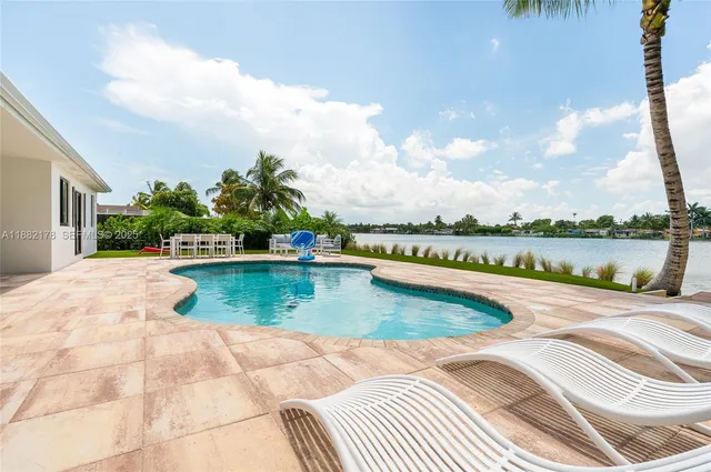 4-bedroom rental at 21230 NE 25th Court, Miami