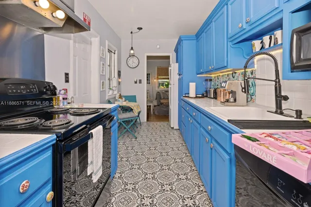 2-bedroom rental at 1701 Fletcher Street, Hollywood