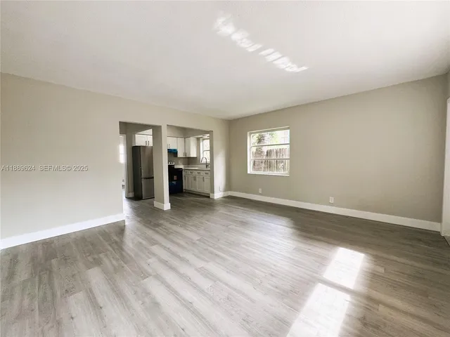 1-bedroom rental at 4317 NE 21st Avenue #4, Fort Lauderdale