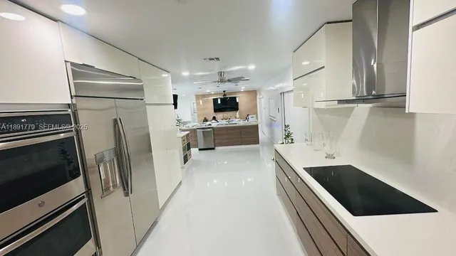 3-bedroom rental at 541 SE 17th Avenue #541, Deerfield Beach