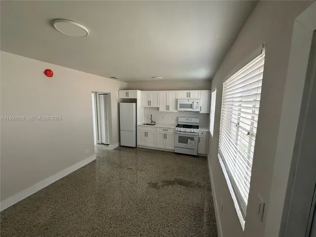 1-bedroom rental at 211 SW 18th Avenue #2, Miami