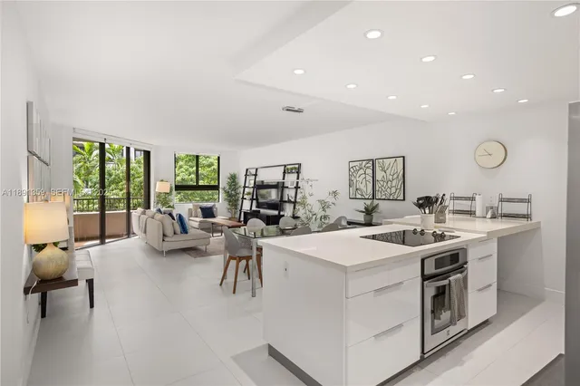 3-bedroom rental at 101 Crandon Blvd 379 #379, Key Biscayne