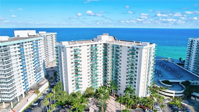 1-bedroom rental at 3801 S Ocean Drive #6Z, Hollywood