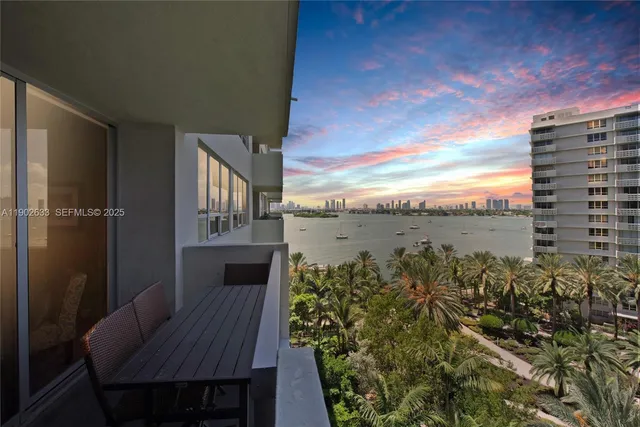 2-bedroom rental at 1500 Bay Road #846S, Miami Beach