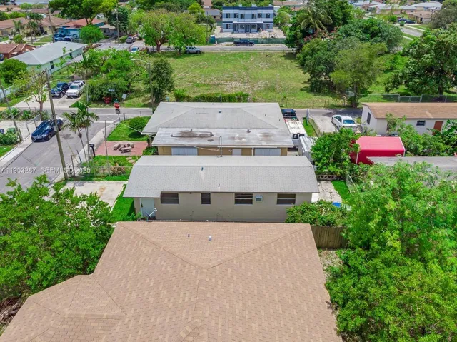 2-bedroom rental at 805 NW 3rd Terrace #1, Hallandale Beach