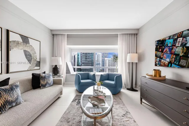 1-bedroom rental at 1435 Brickell Avenue #3410, Miami