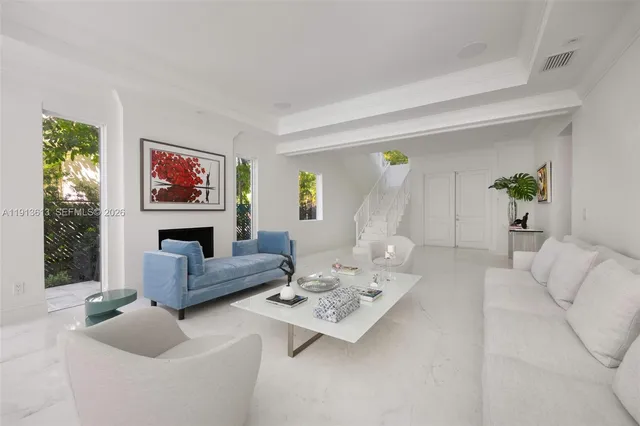 5-bedroom rental at 2760 Brickell Court #2760, Miami