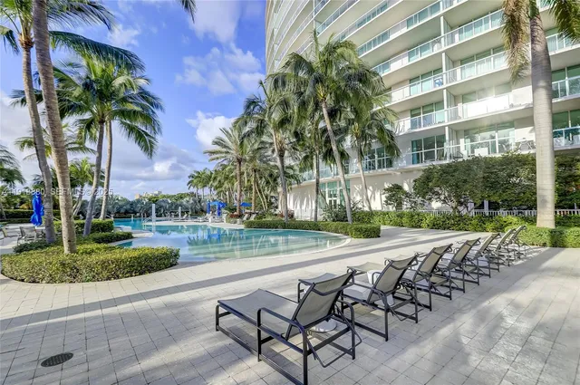 2-bedroom rental at 1 N Ocean Boulevard #1011, Pompano Beach