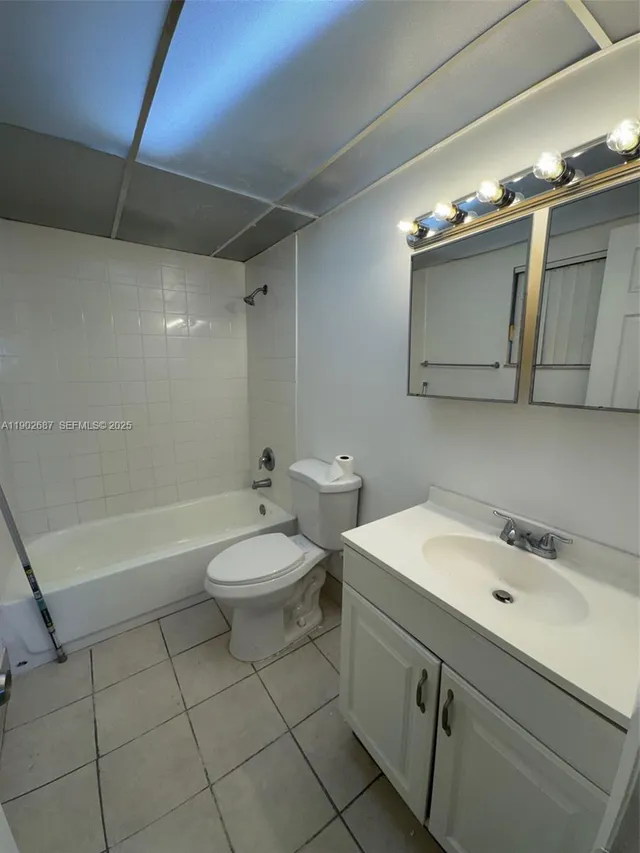 2-bedroom rental at 1503 NW 207th Street #141, Miami Gardens