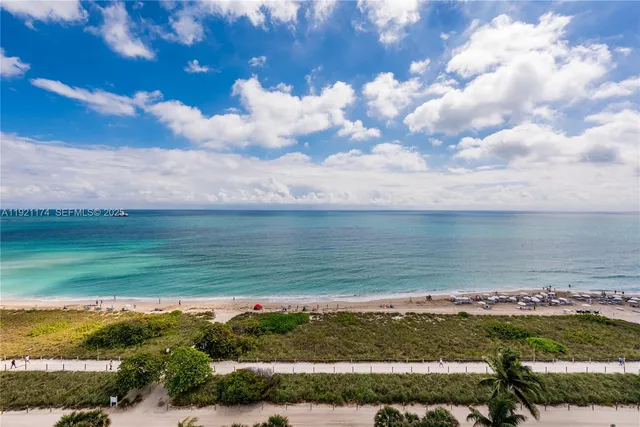 4-bedroom rental at 9499 Collins Avenue #PH02, Surfside