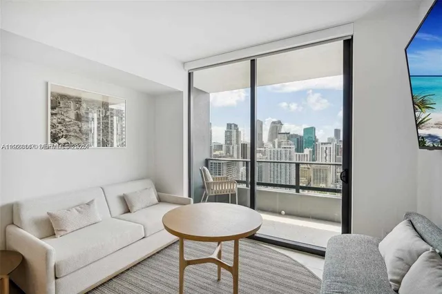 1-bedroom rental at 159 NE 6th Street #4114, Miami