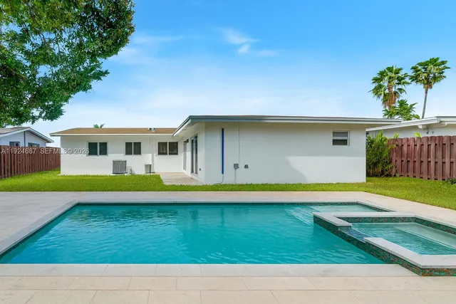 3-bedroom rental at 1520 NE 14th Terrace #., Fort Lauderdale