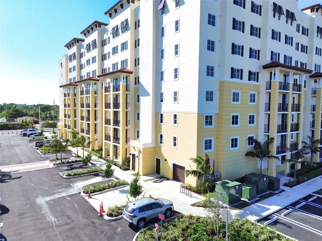 2-bedroom rental at 11239 NW 4th Terrace #B1.3, Sweetwater