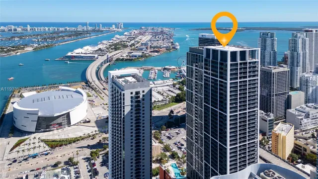 2-bedroom rental at 601 NE 1st Avenue #PH5001, Miami