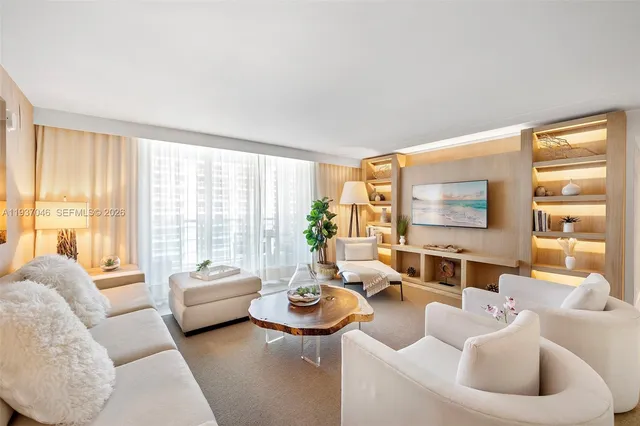 3-bedroom rental at 102 24th Street #1207, Miami Beach